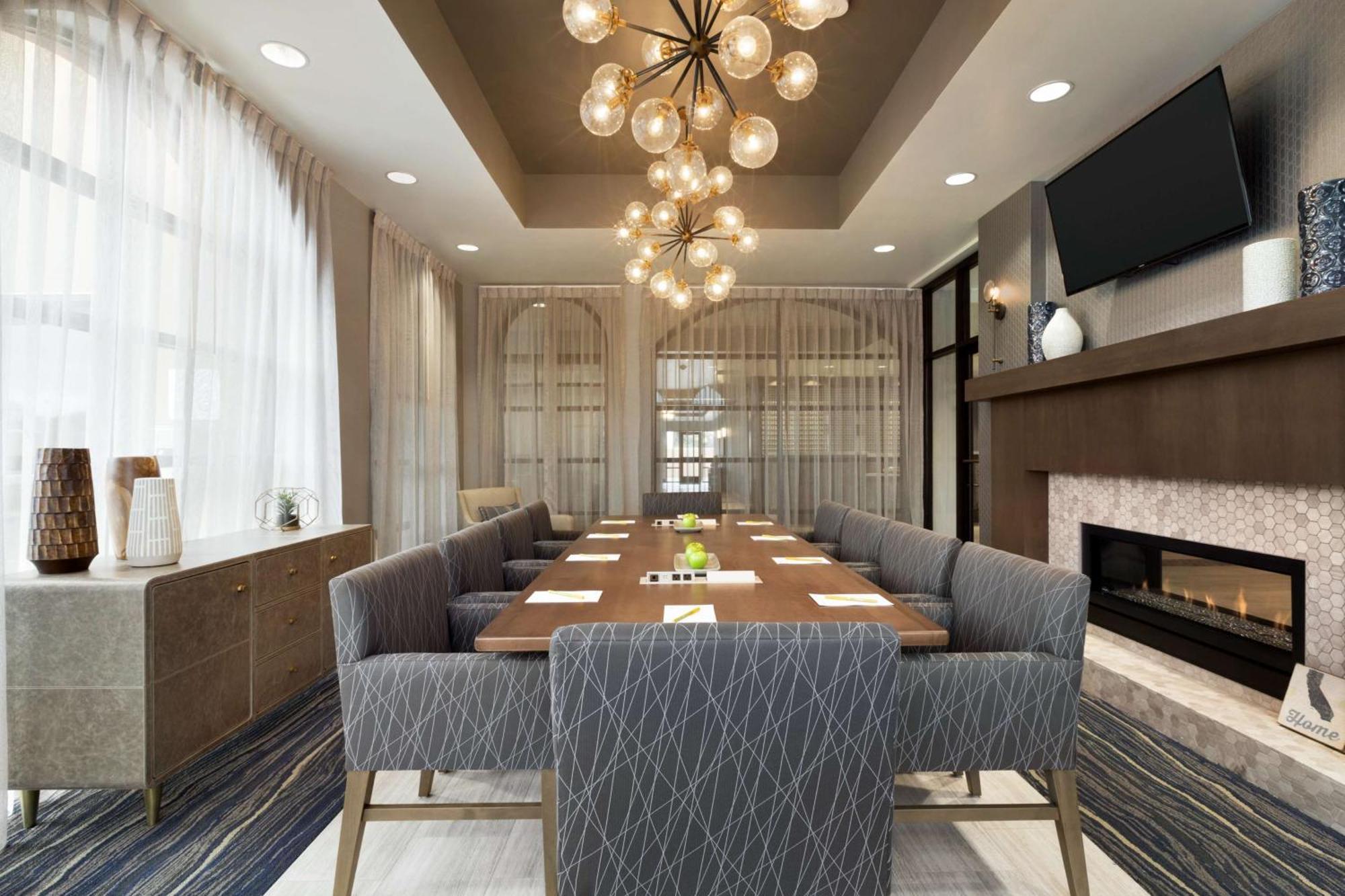 Hilton Garden Inn Lompoc, Ca Экстерьер фото