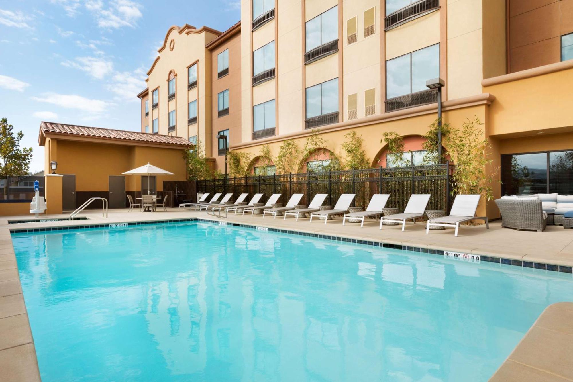 Hilton Garden Inn Lompoc, Ca Экстерьер фото